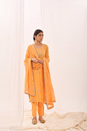MEERA - MUKAISH SUIT SET IN PEACH