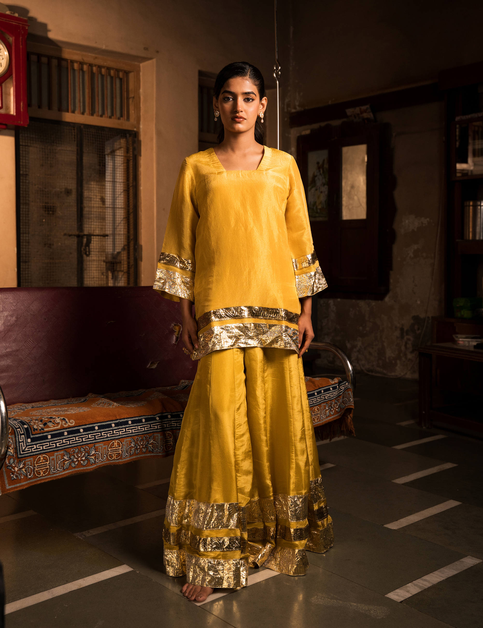 RaatRani Tissue set in Yellow