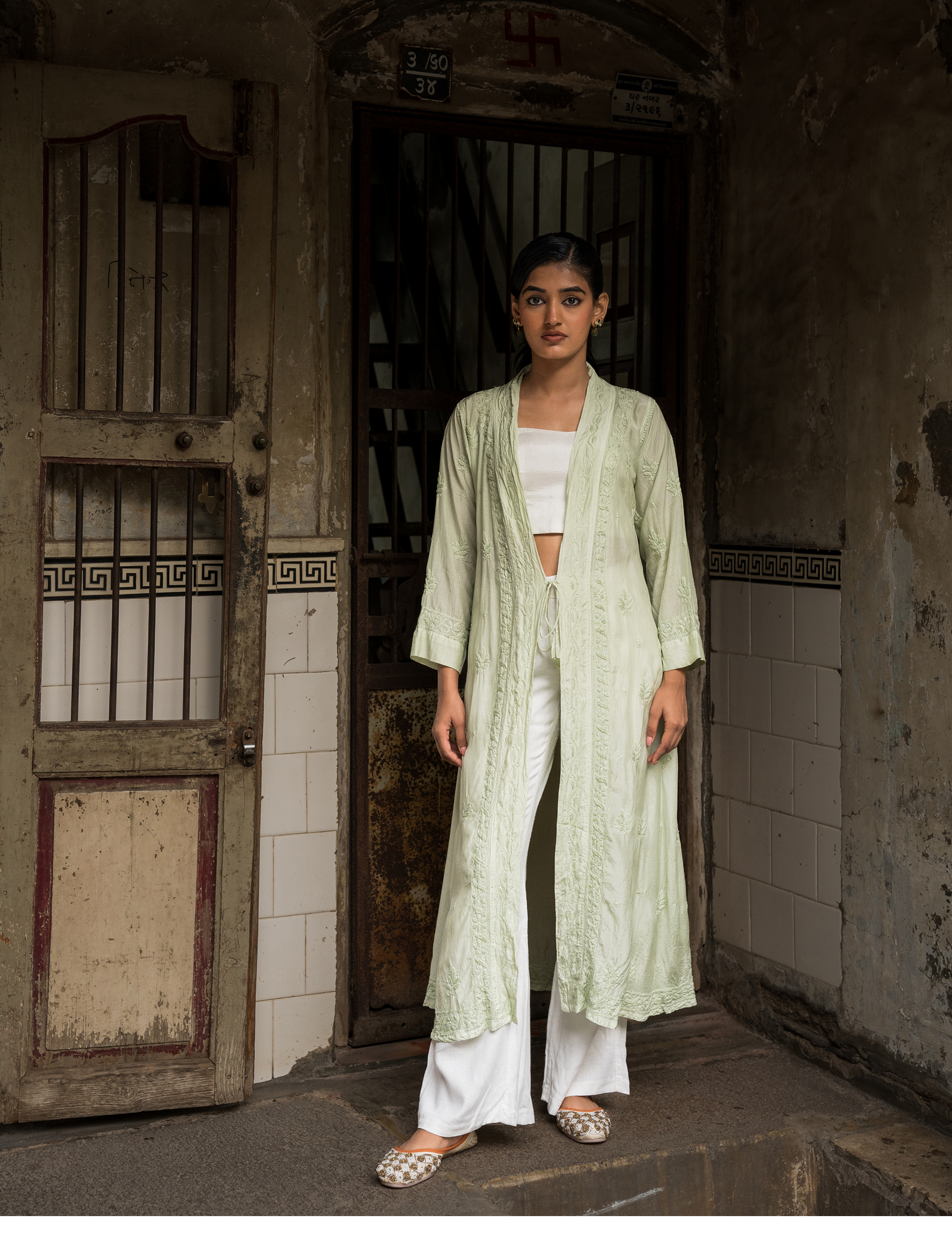 Mia Long Cape in Pista