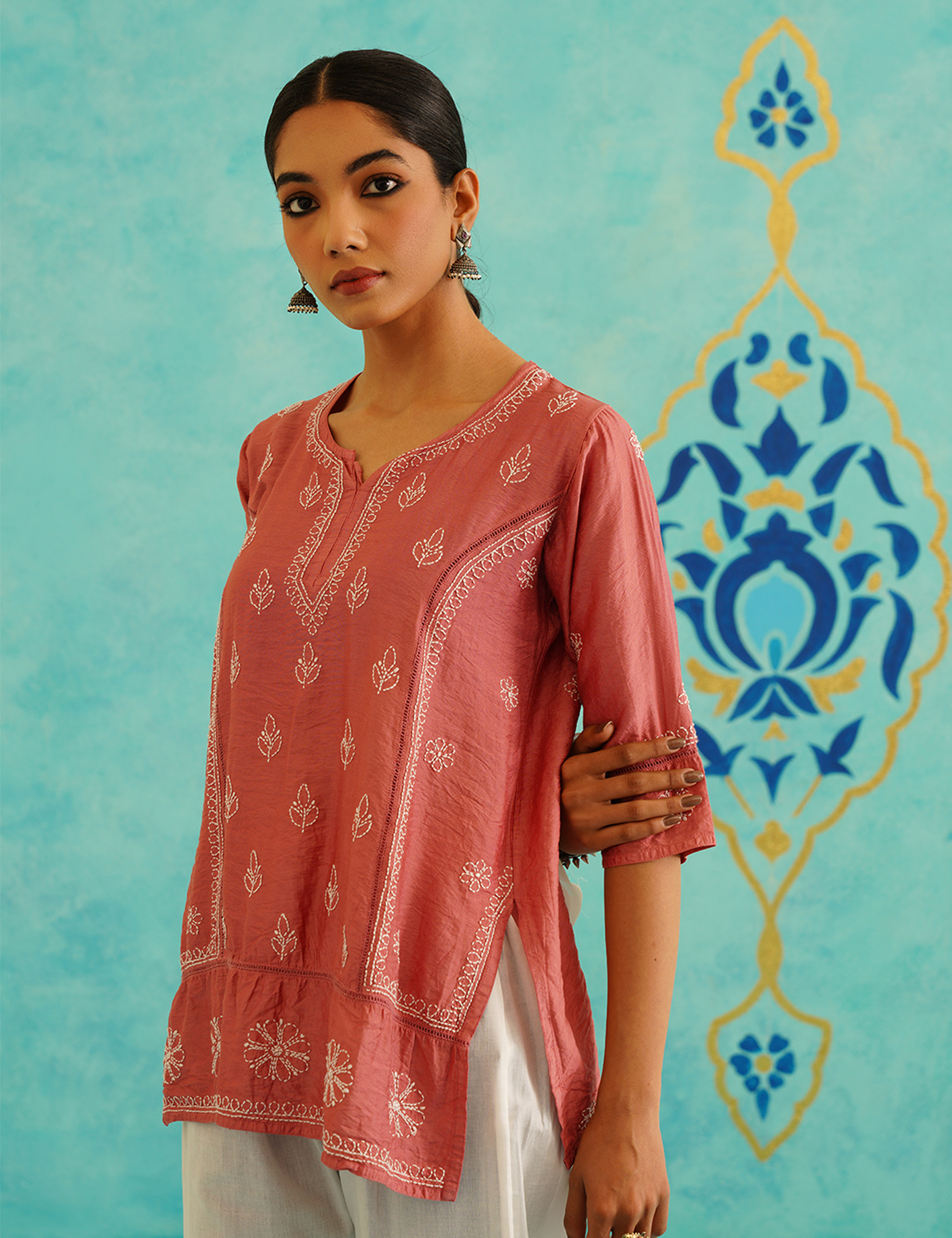 Nura chikankari Kurta in Pink