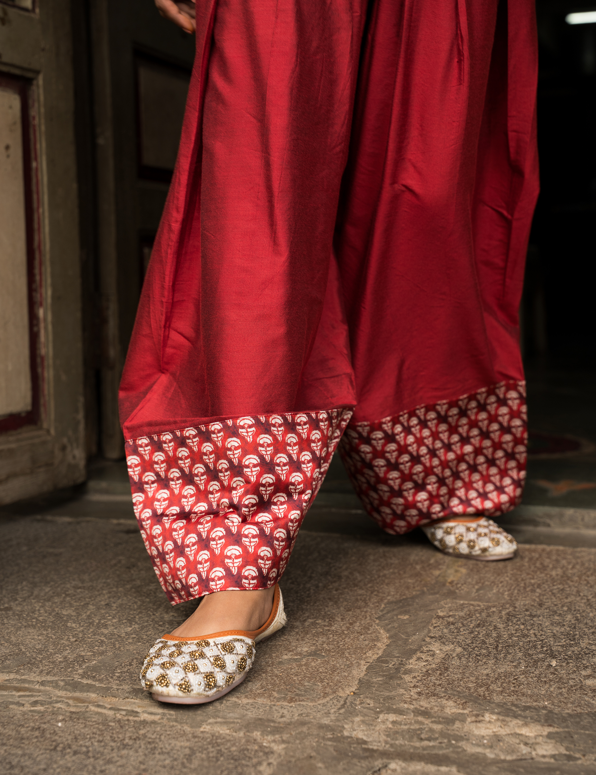 Raagni Set of Three with Farsi Salwar