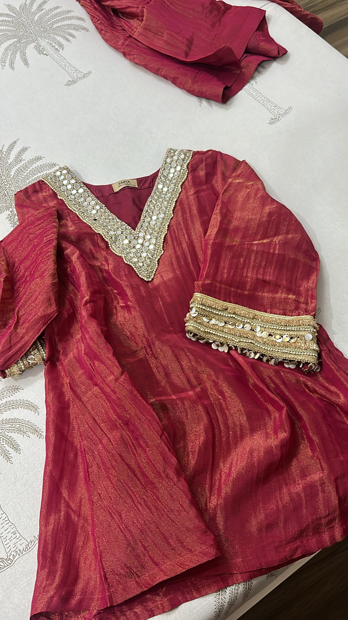 'Chandrika' mirror work 3 piece tissue set