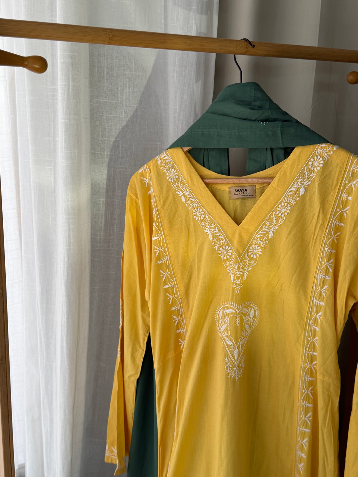 DUA COTTON CHIKANKARI SET