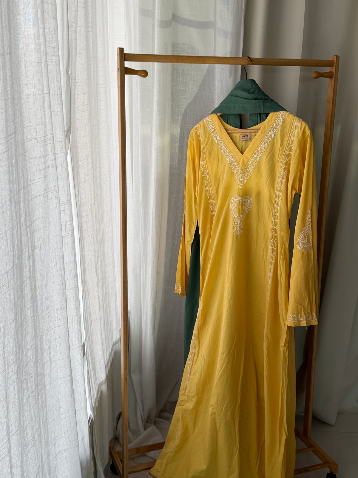 DUA COTTON CHIKANKARI SET