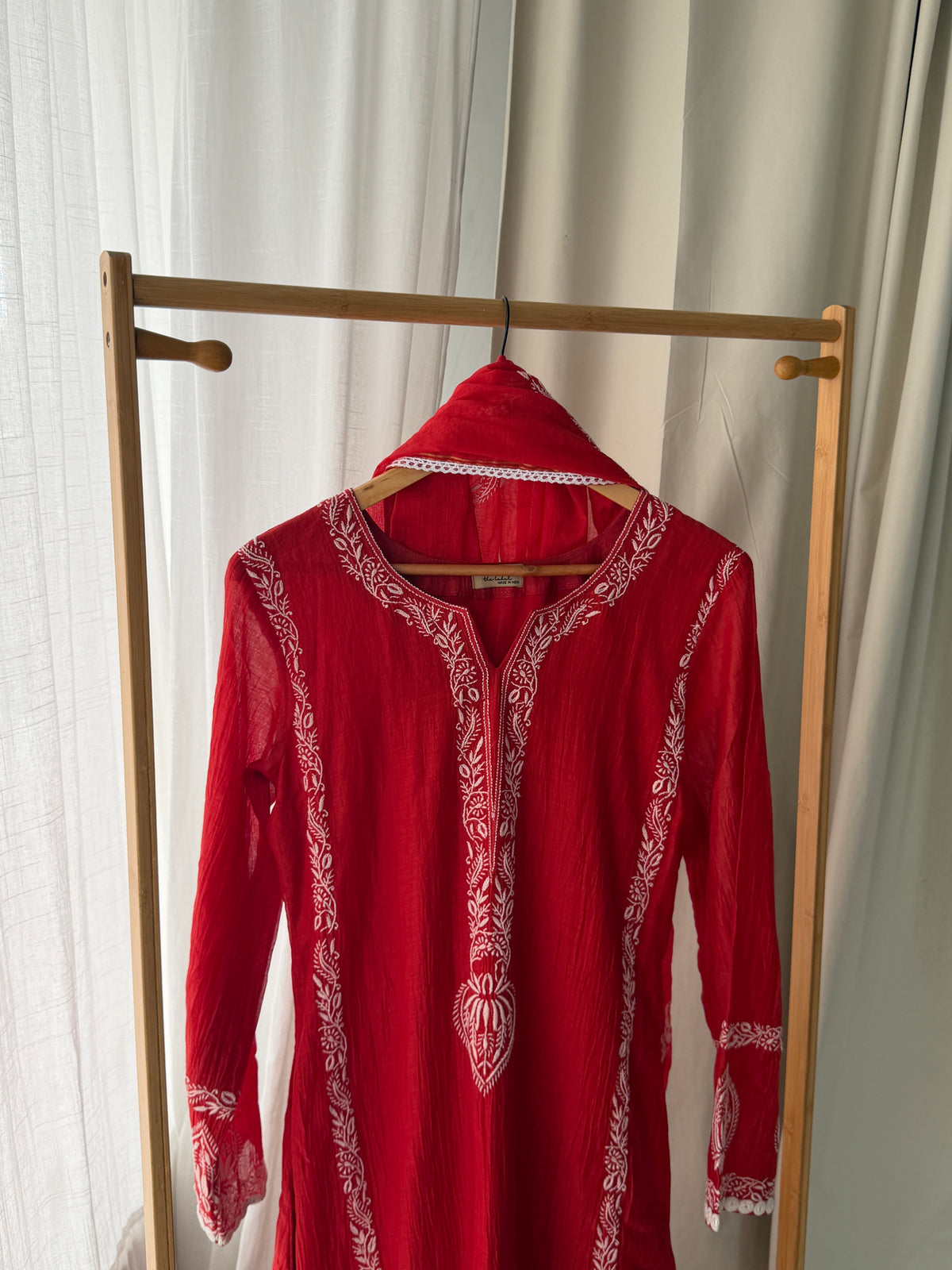 LAILA CHIKANKARI SUIT SET OF THREE IN RED