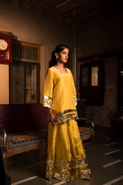RAATRANI - SET OF THREE IN YELLOW