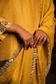 RAATRANI - SET OF THREE IN YELLOW