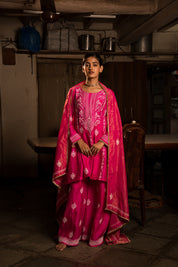 MIZBA - SET OF THREE IN HOT PINK