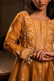 MIZBA - SET OF THREE IN MUSTARD