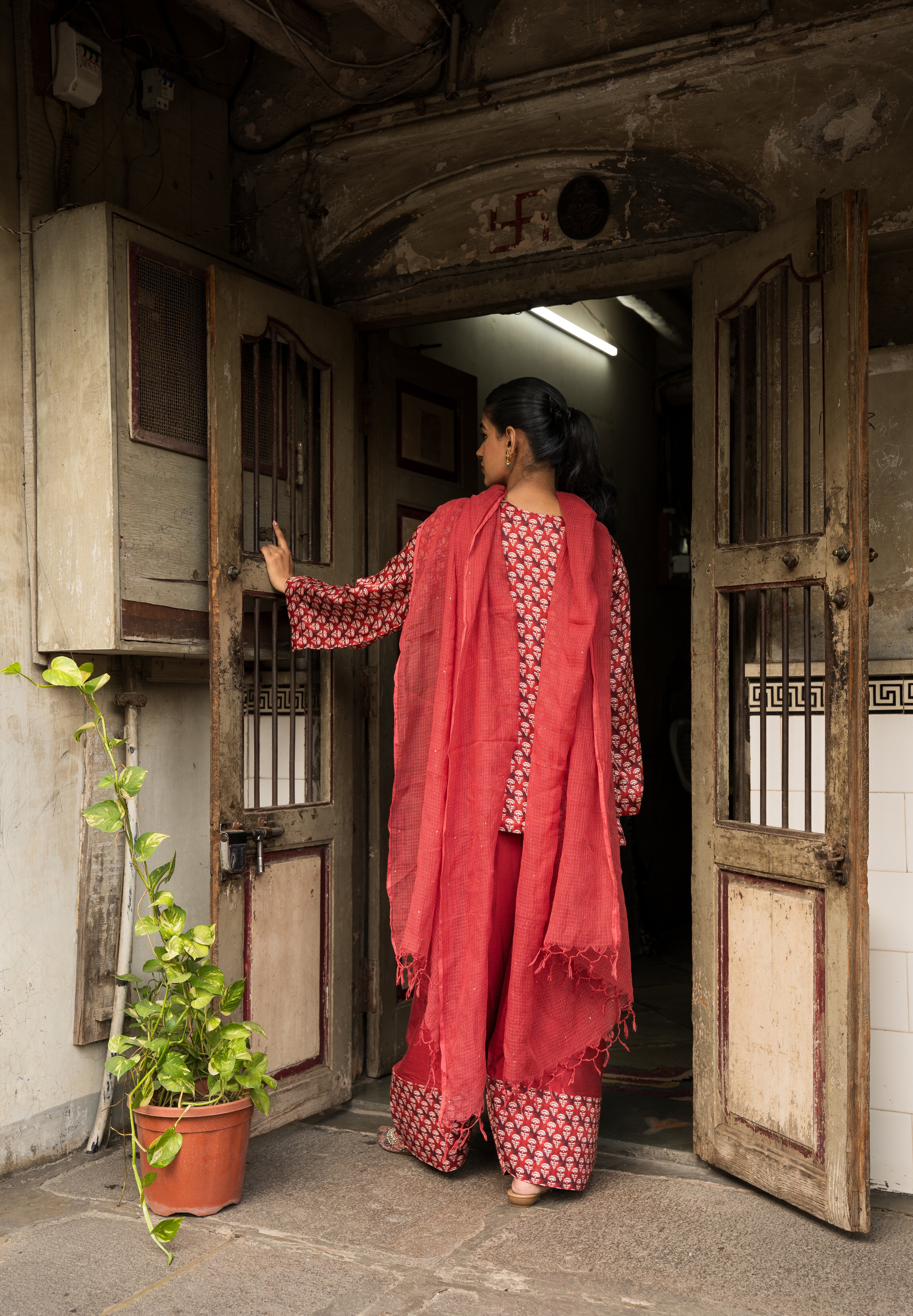 RAAGNI - SET OF THREE IN RED