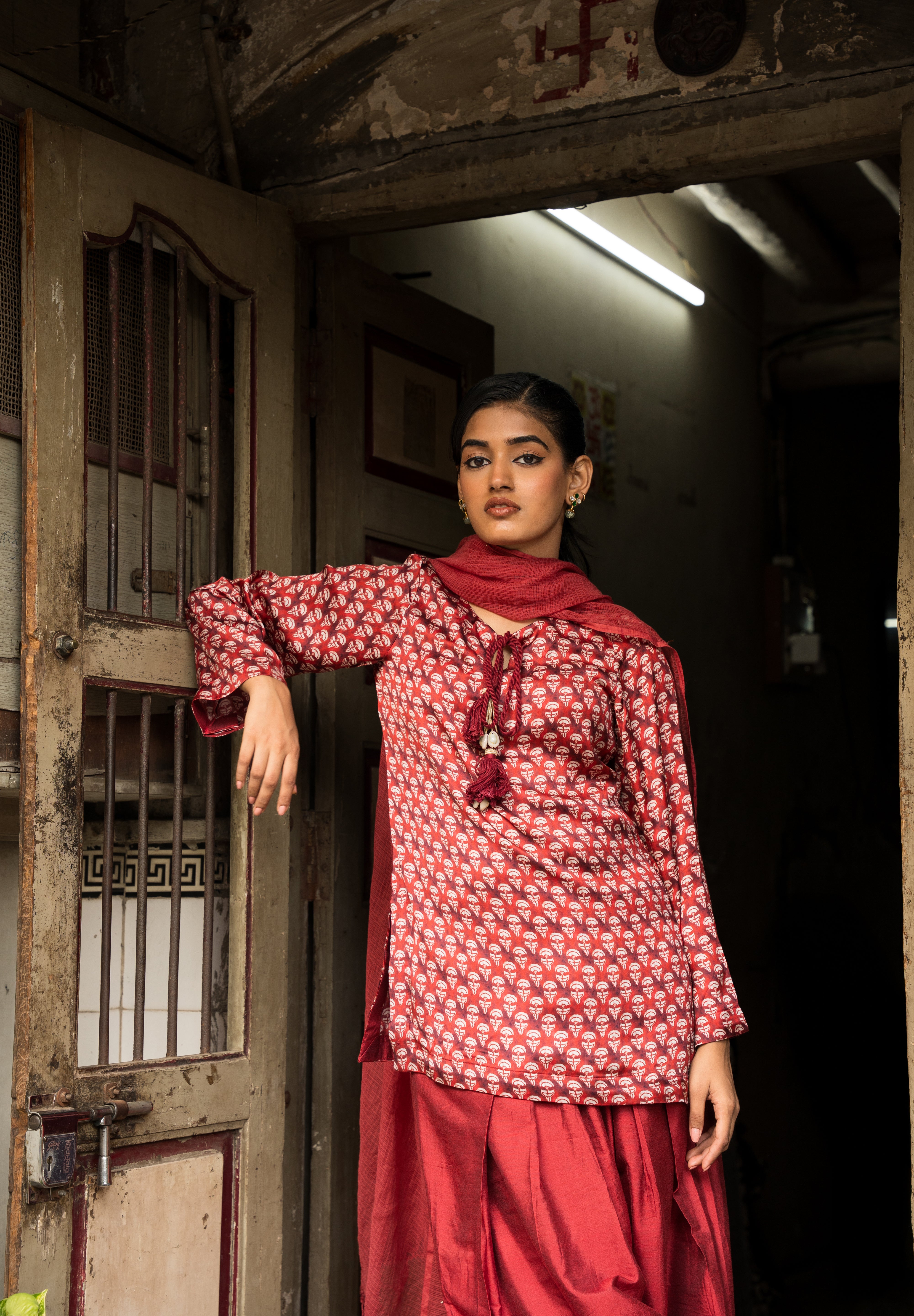 RAAGNI - SET OF THREE IN RED