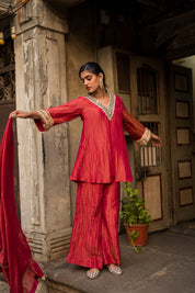 CHANDRIKA - SET OF THREE IN PINK