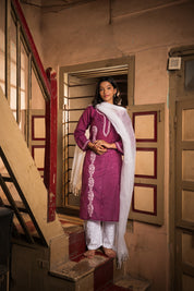 RIMJHIM KURTA IN WINE