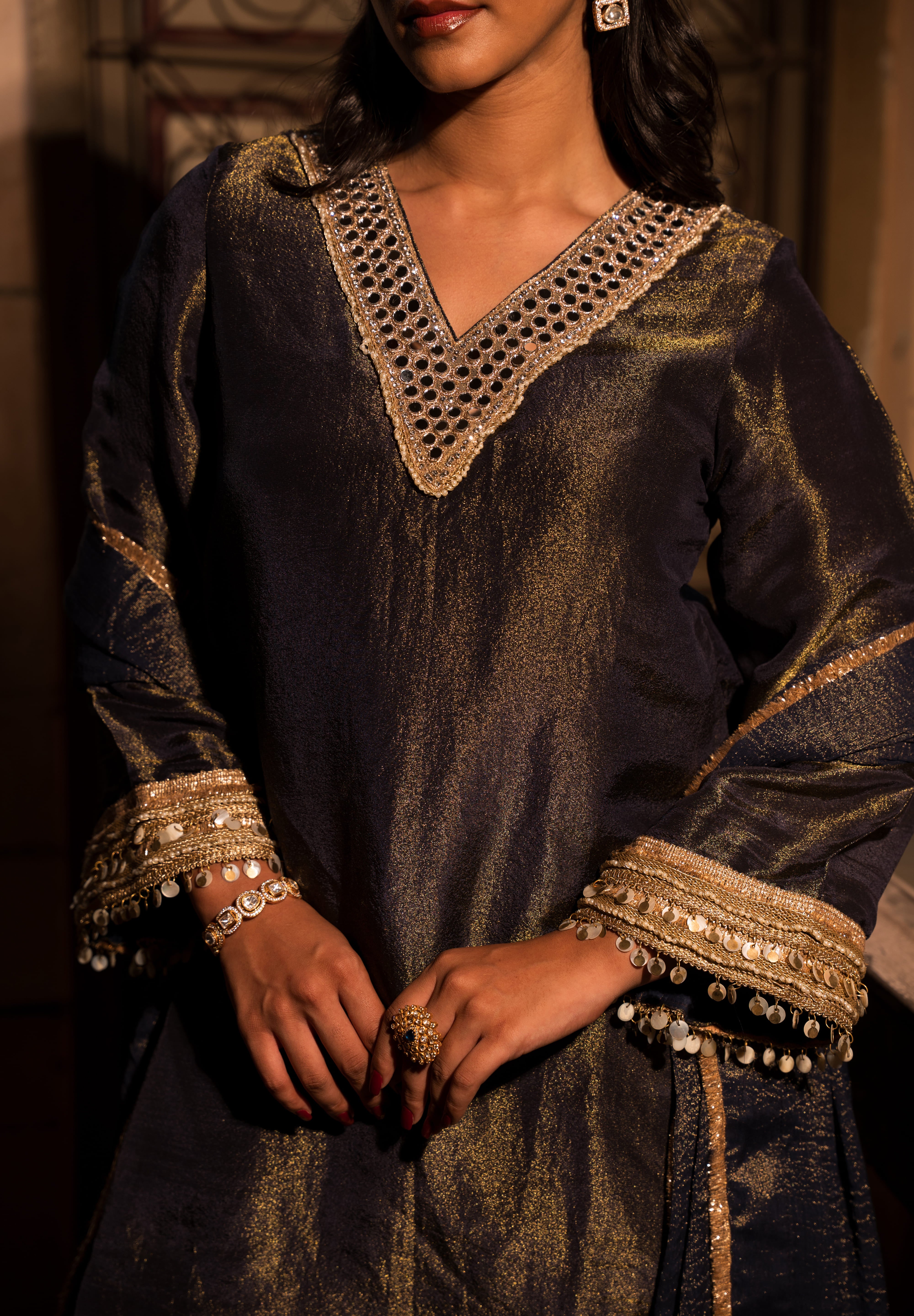 CHANDRIKA - SET OF THREE IN BLUEISH GREY