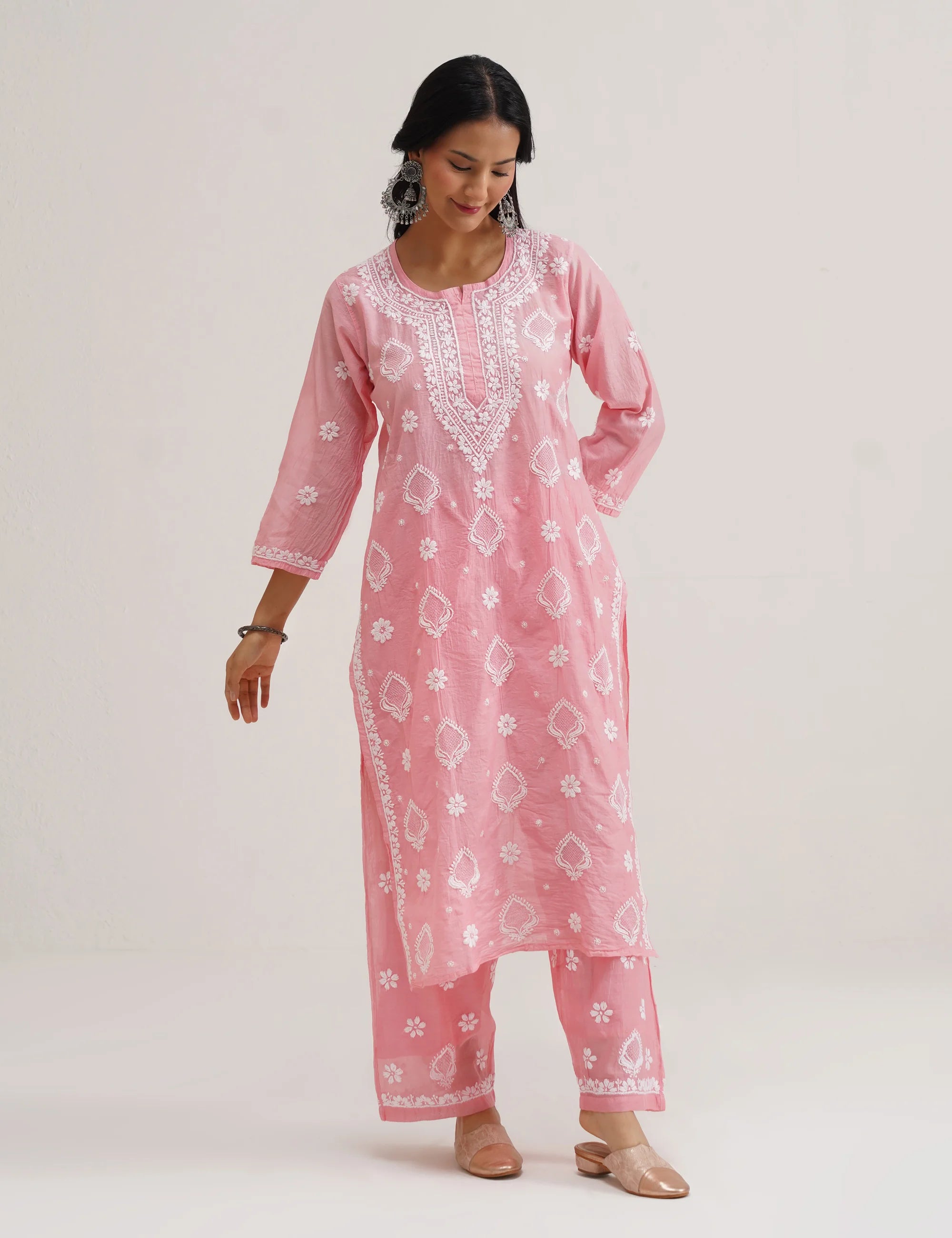ZORA CHIKANKARI KURTA SET OF THREE