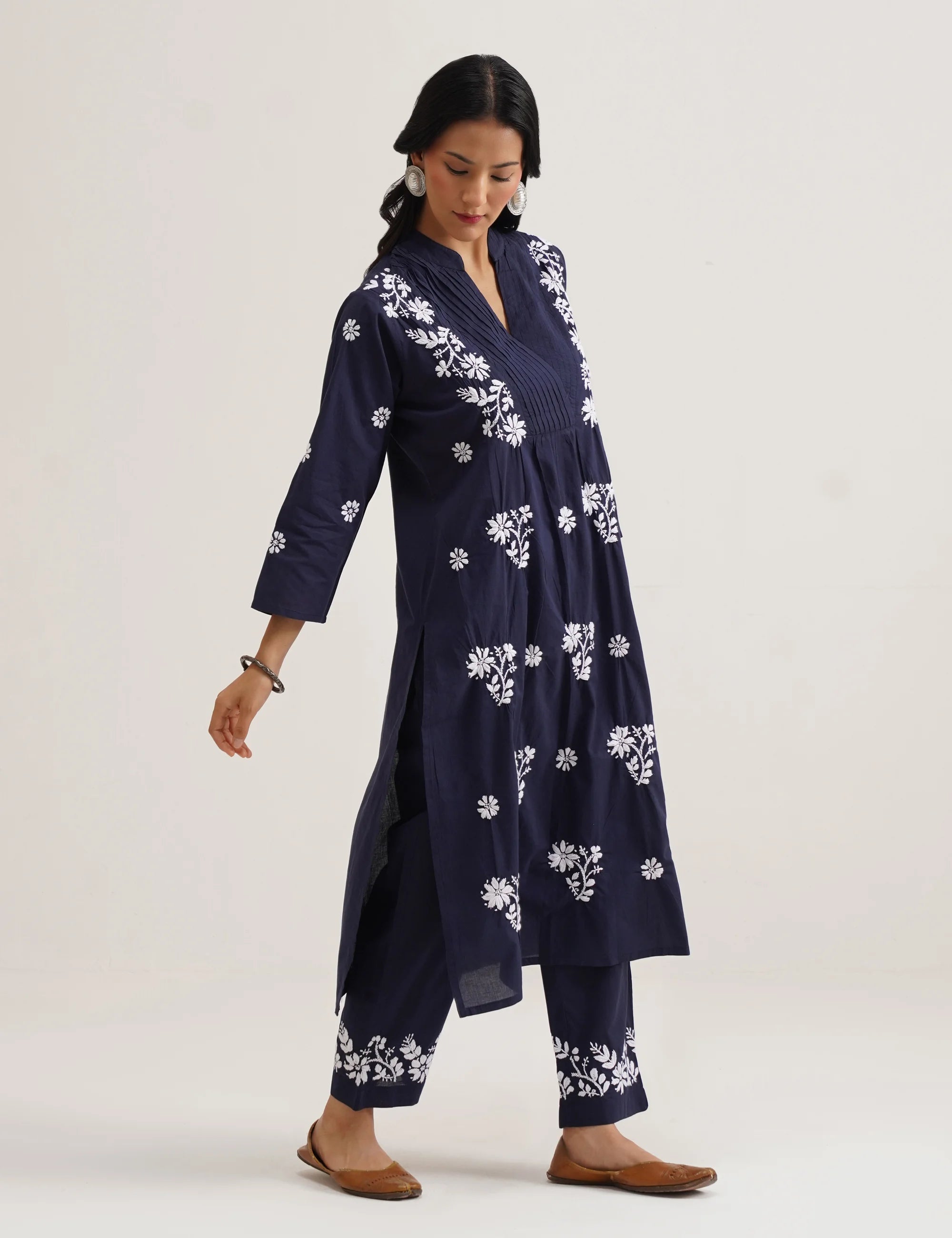 KESAR CHIKANKARI CO-ORD SET OF TWO