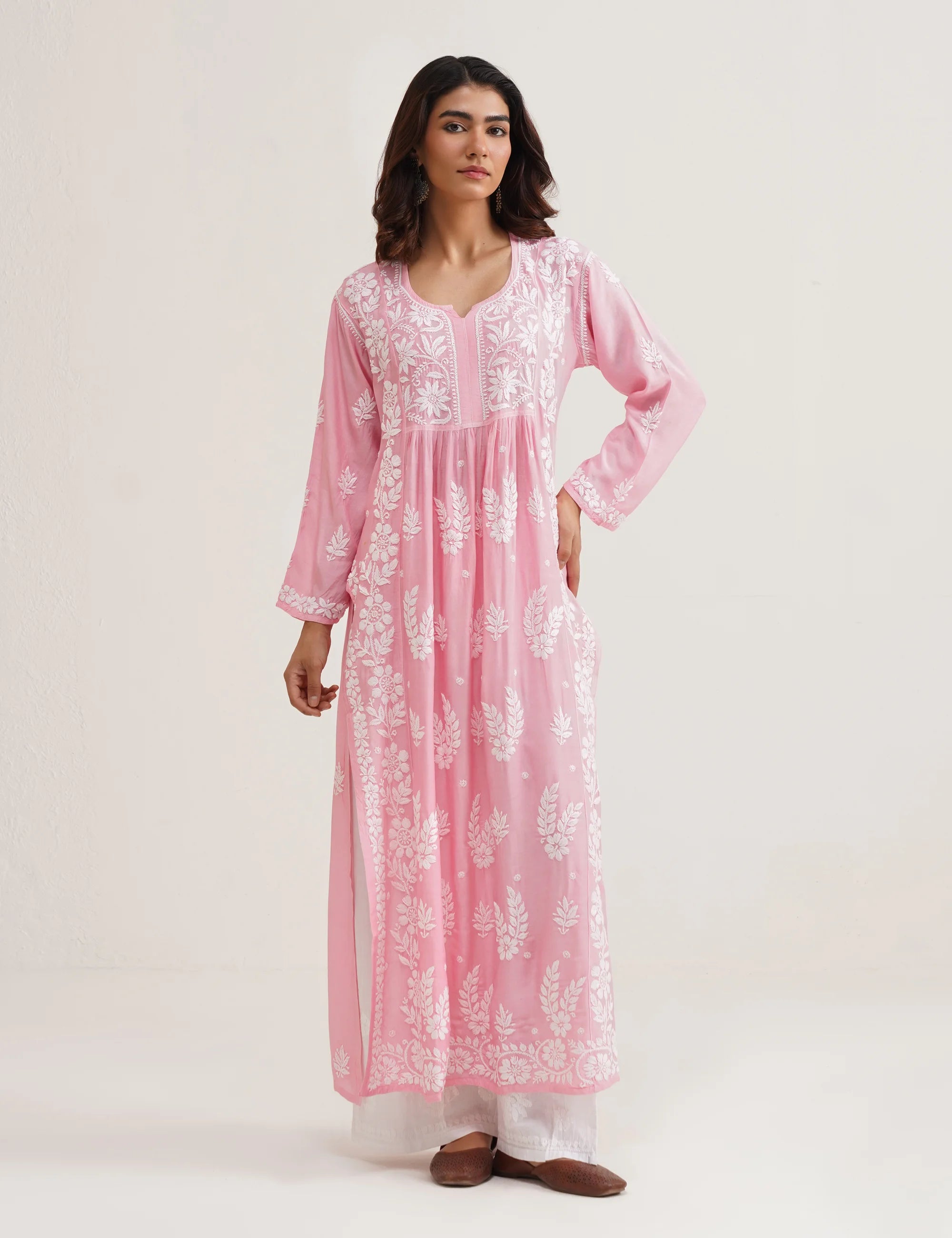 ALINA CHIKANKARI KURTA SET OF TWO