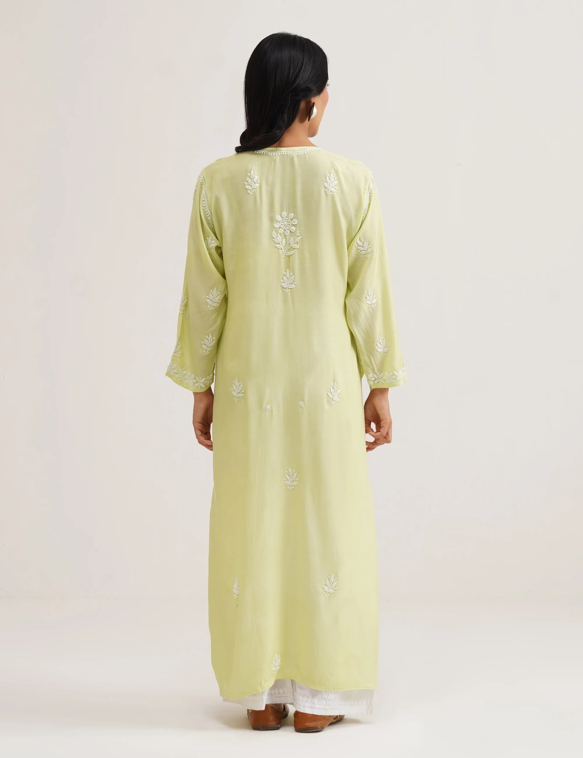 ALINA CHIKANKARI KURTA SET OF TWO