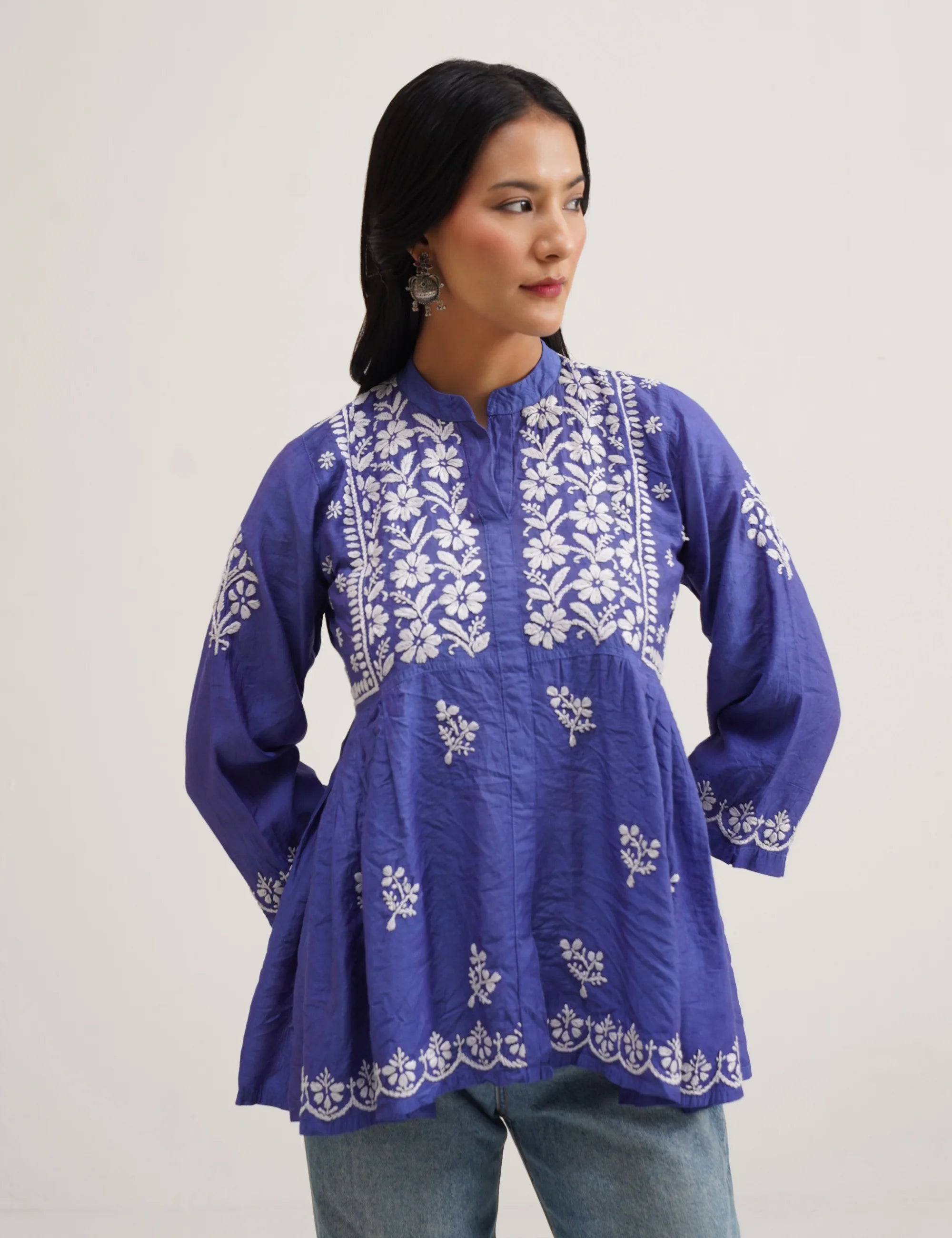 AARZOO CHIKANKARI KURTA