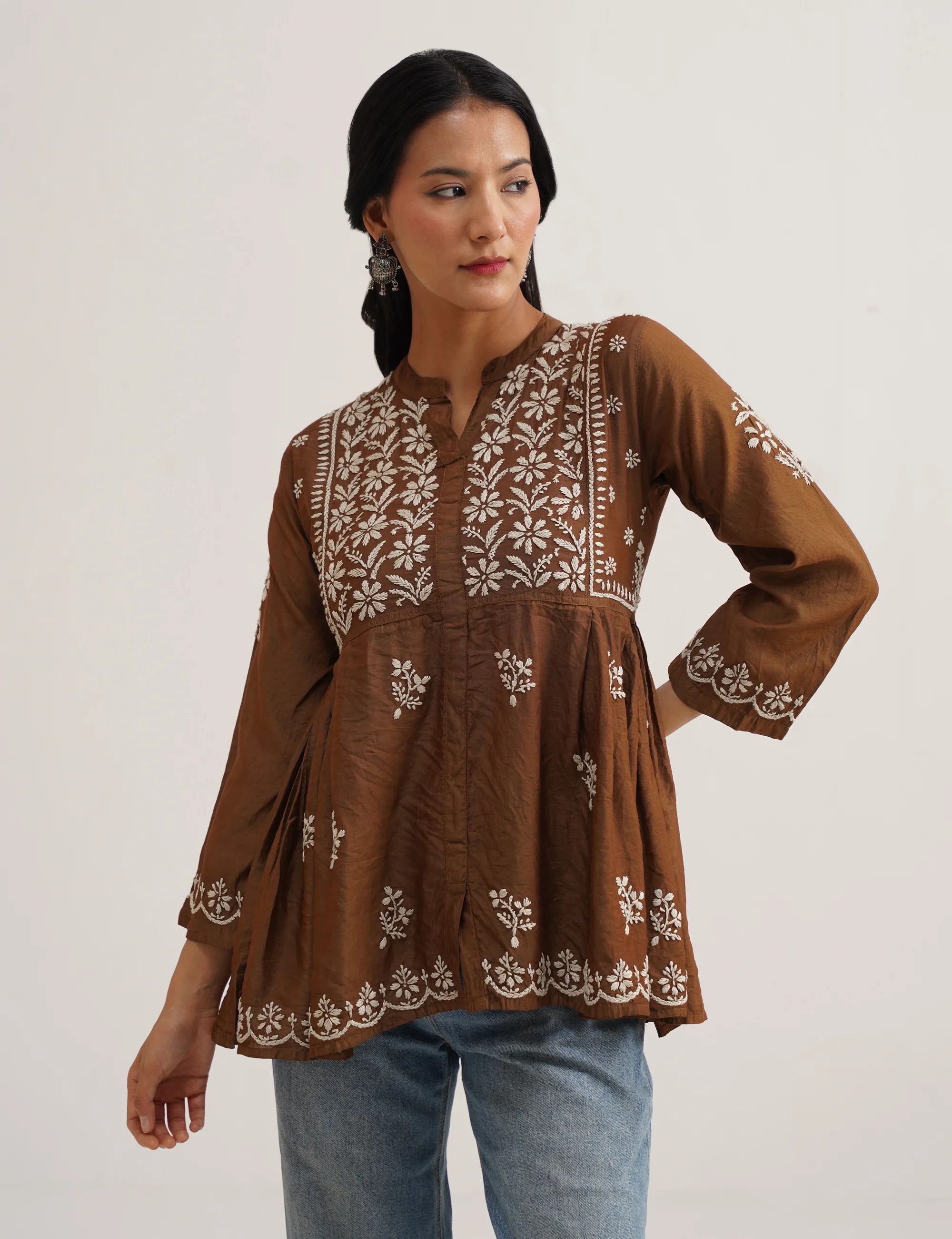 AARZOO CHIKANKARI KURTA