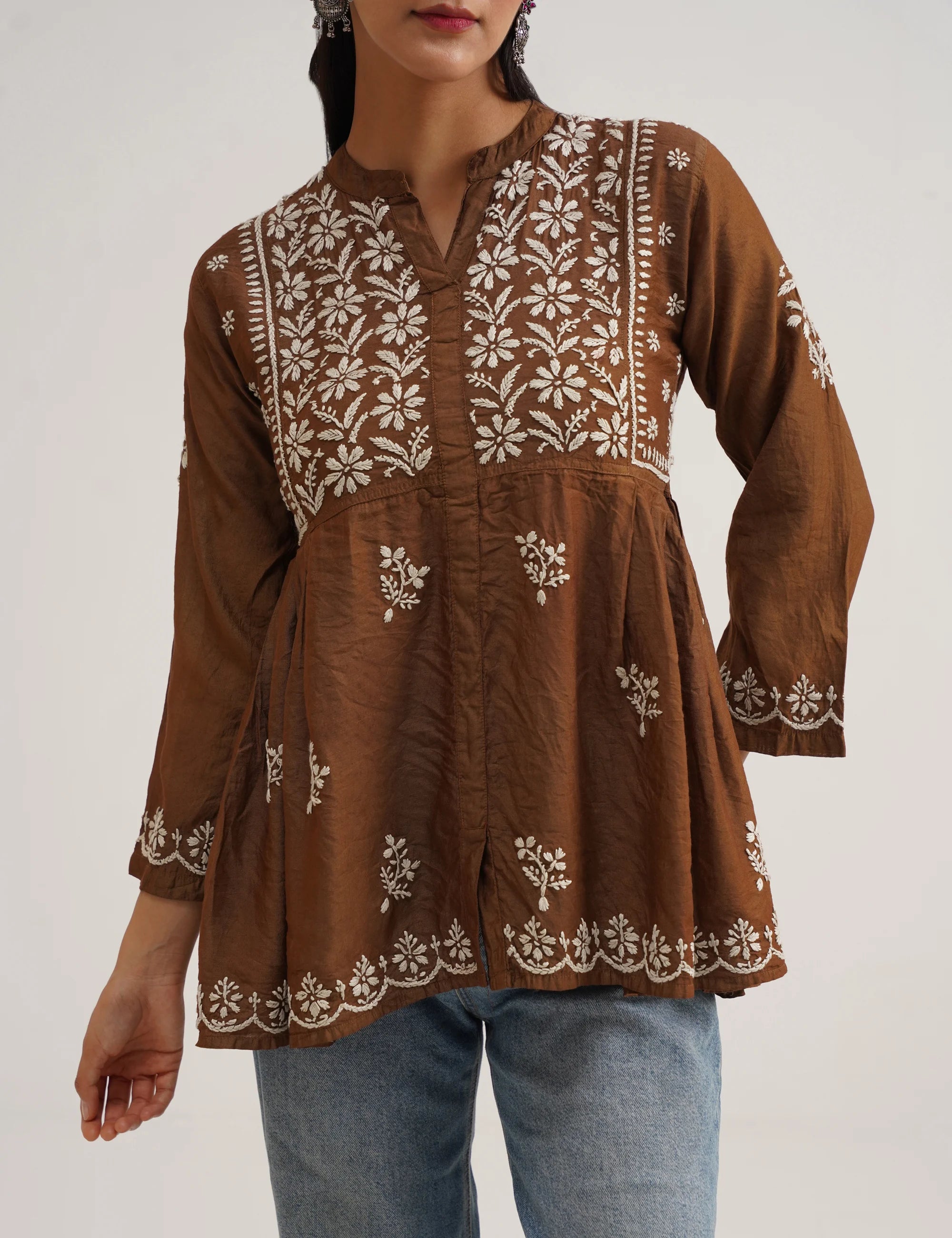 AARZOO CHIKANKARI KURTA