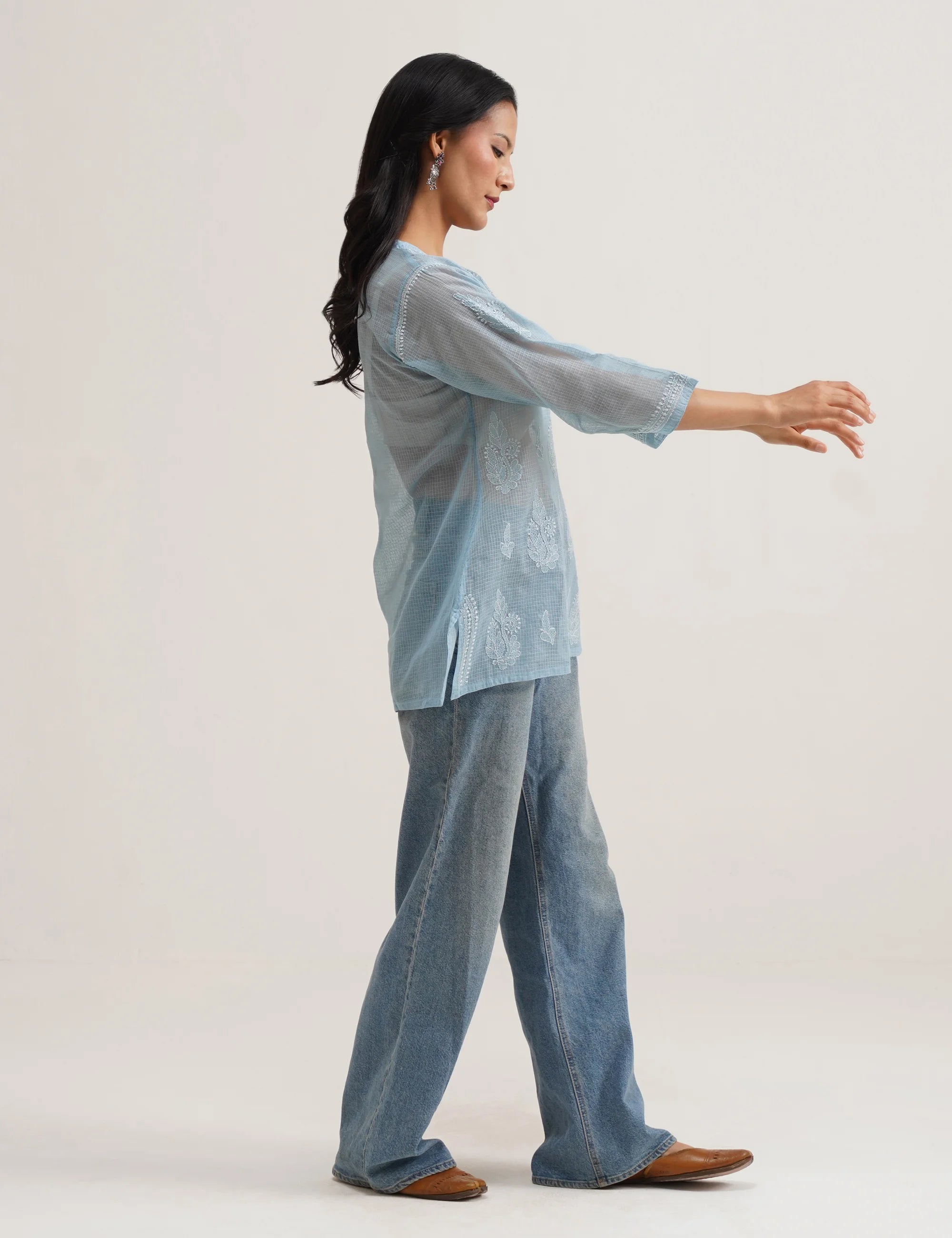 ZURI CHIKANKARI SHORT KURTA