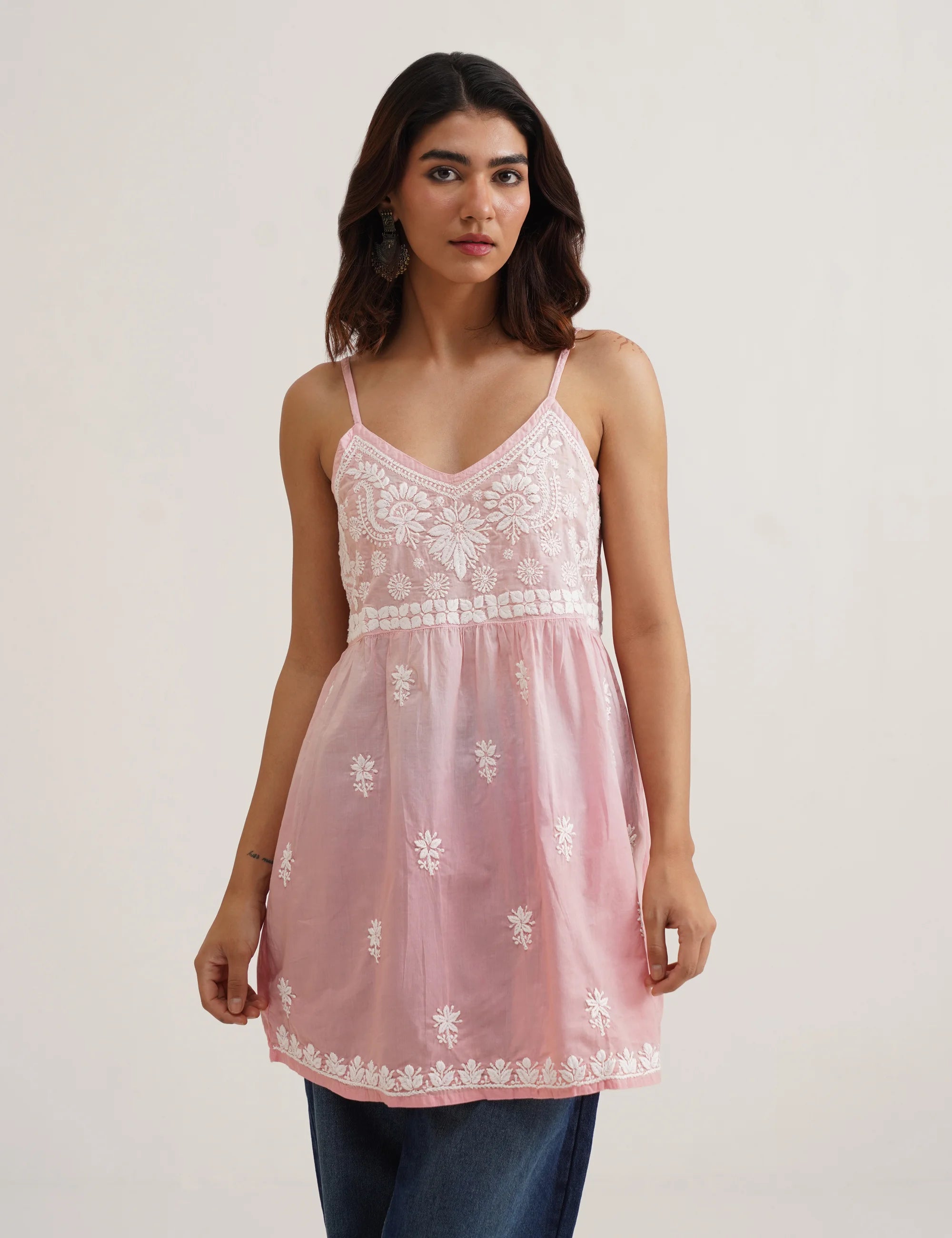 DUA CHIKANKARI KURTA