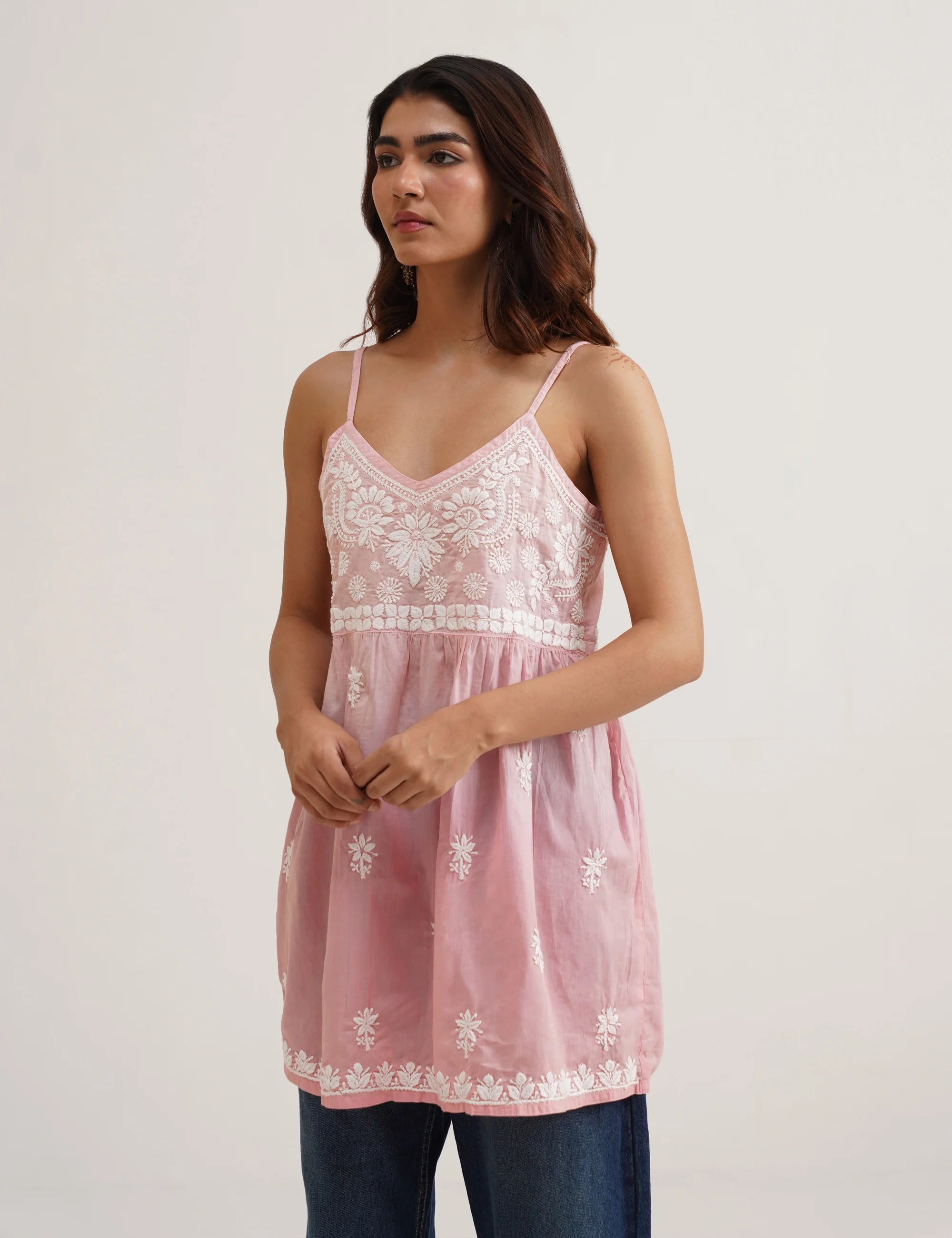 DUA CHIKANKARI KURTA