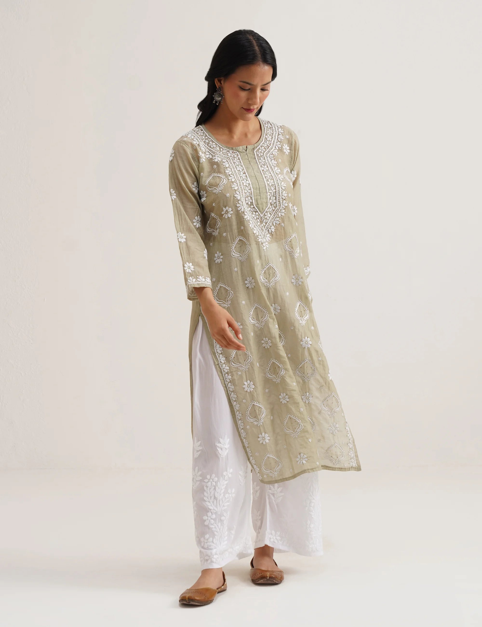 AYRA CHIKANKARI KURTA SET OF THREE