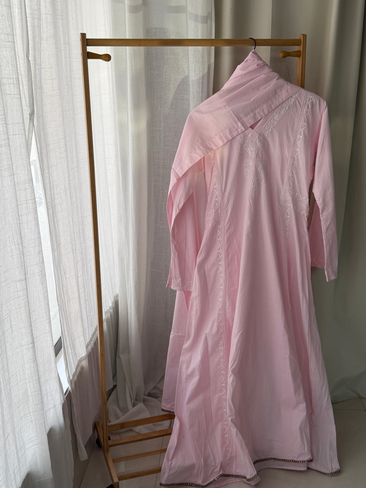 FIDA COTTON CHIKANKARI SET