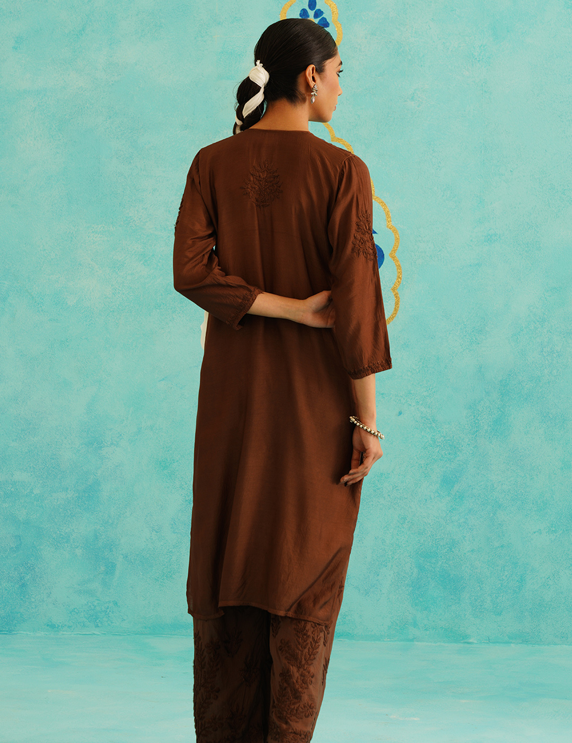 Fiza Chikankari Set of Two in Brown