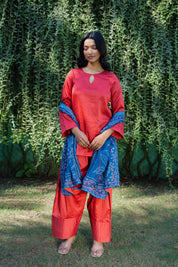 ZUHRA - SET OF THREE IN RED