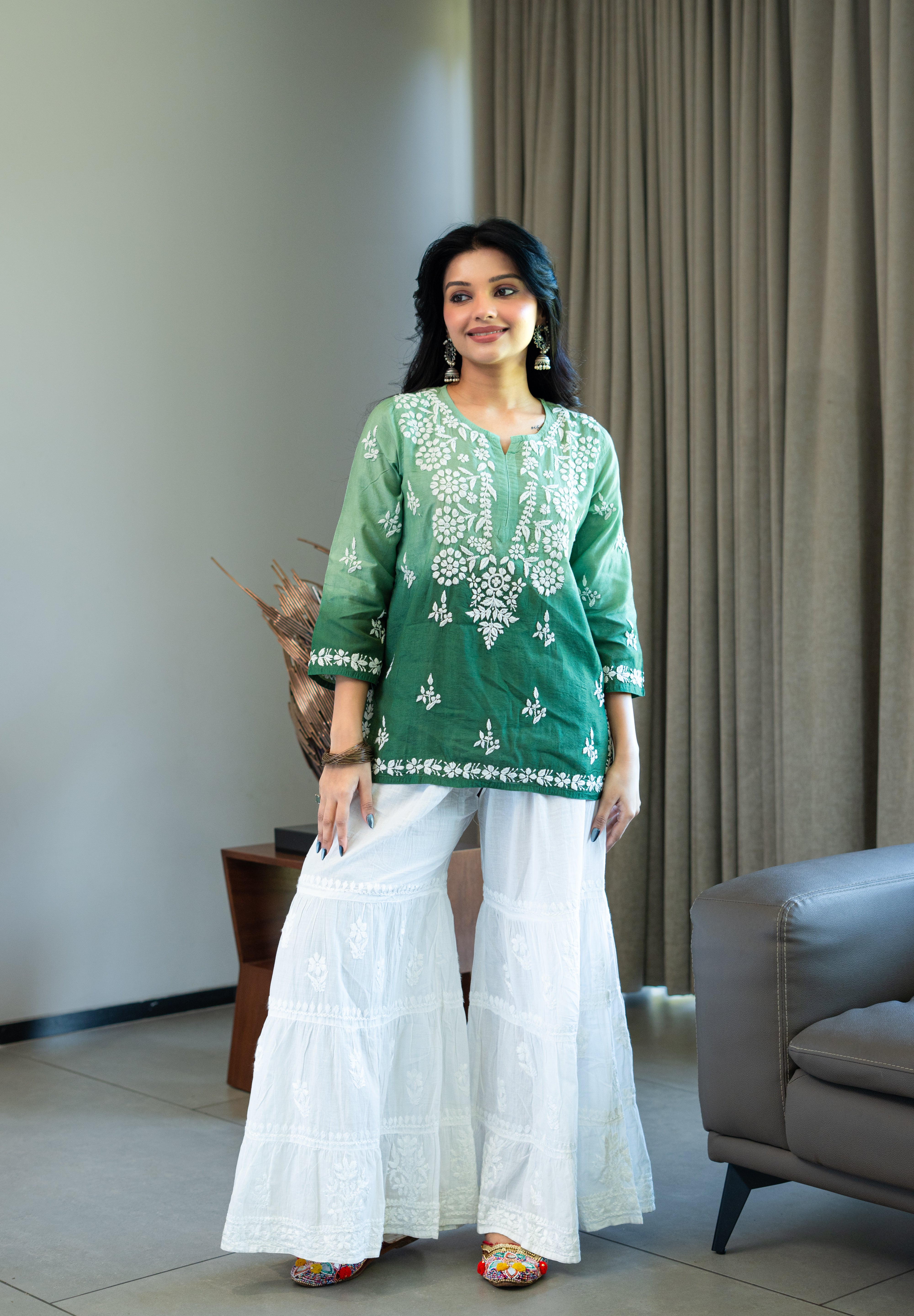 HAYAA KURTA IN GREEN OMBRE