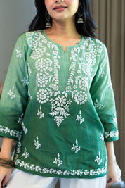 HAYAA KURTA IN GREEN OMBRE