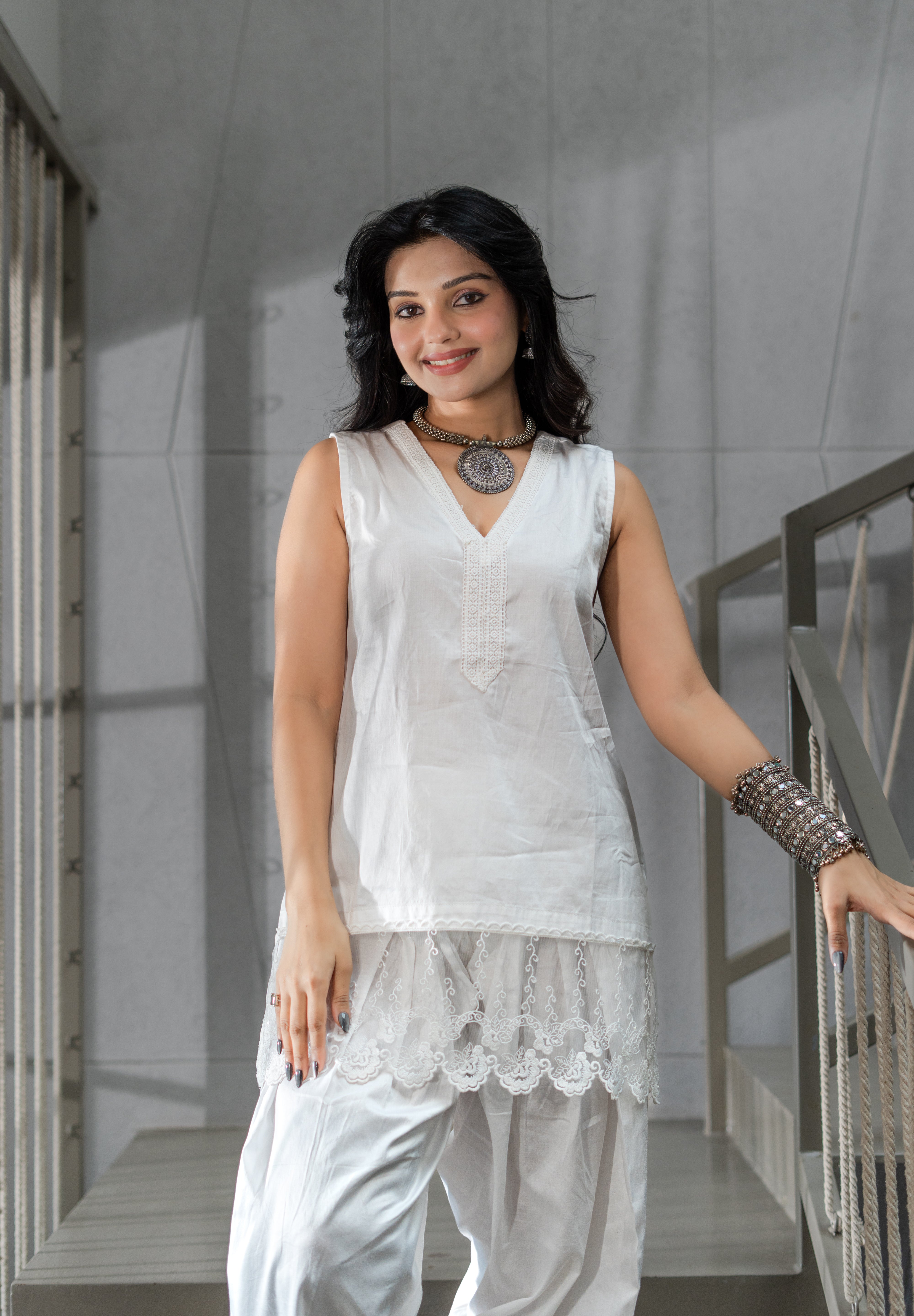 TARA - SET OF THREE IN WHITE