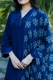 MEERAB - SET OF THREE IN BLUE