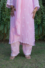 NOORIZA - SET OF THREE IN BABY PINK