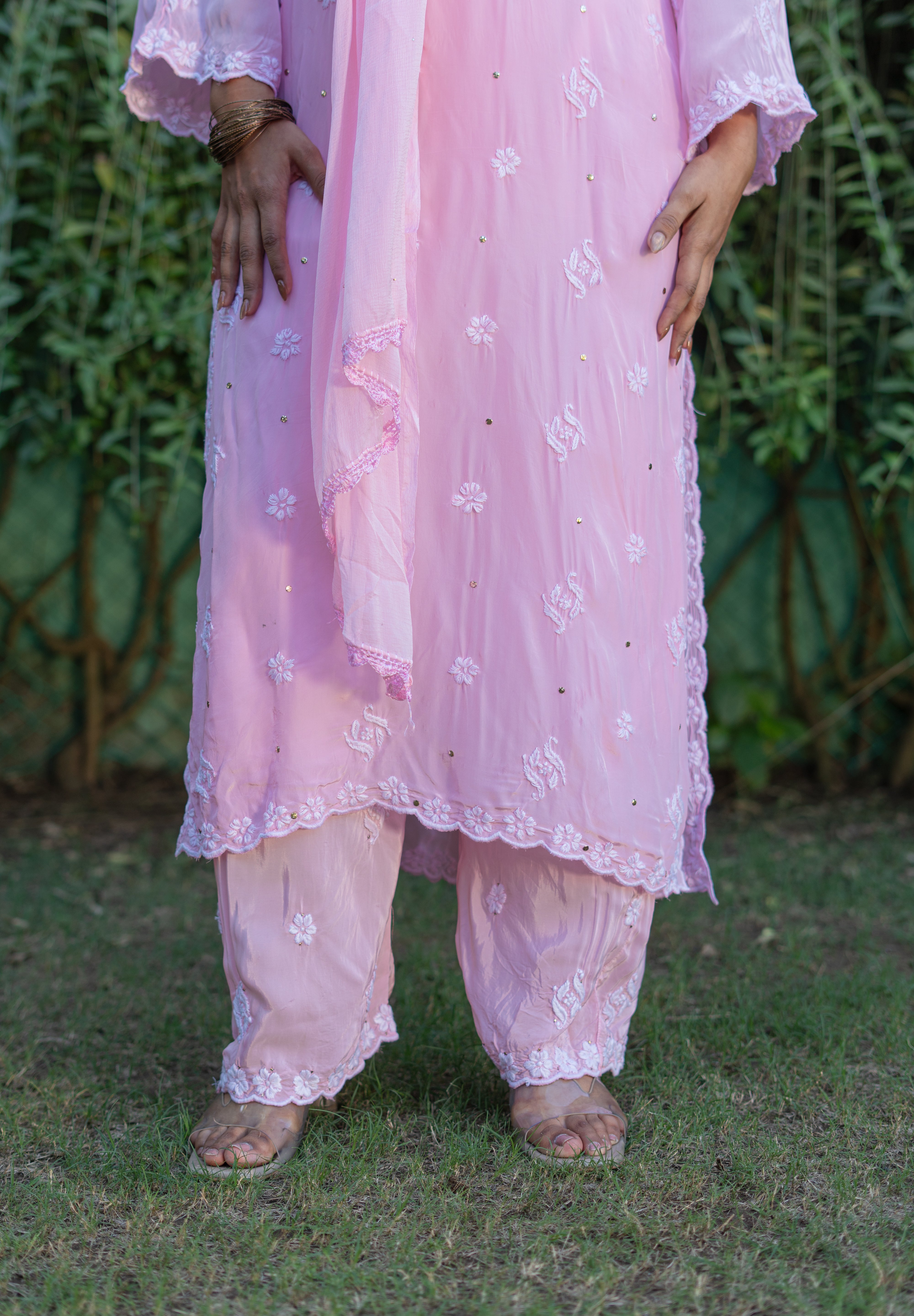 NOORIZA - SET OF THREE IN BABY PINK