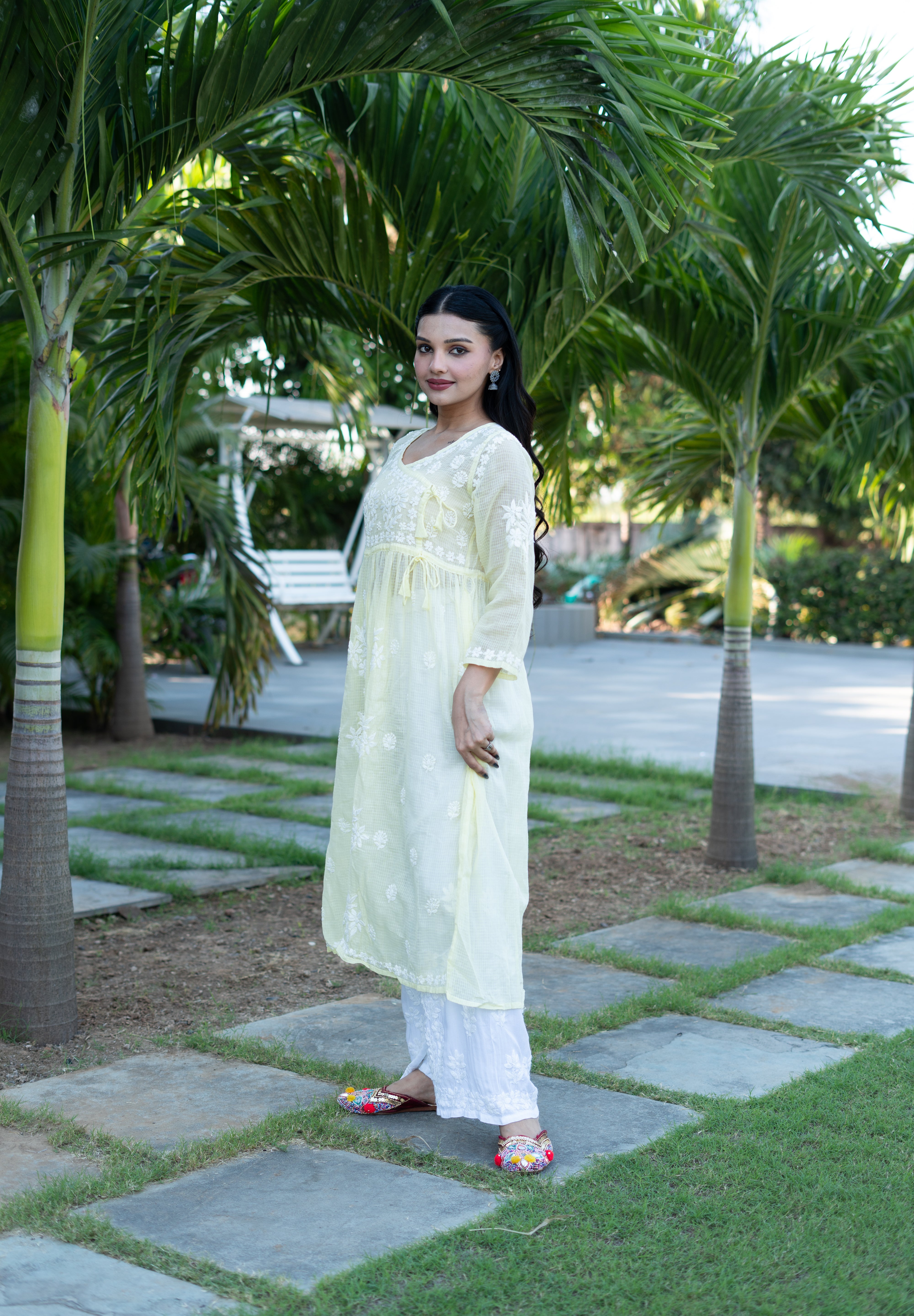 SEHER GOWN IN LEMON YELLOW