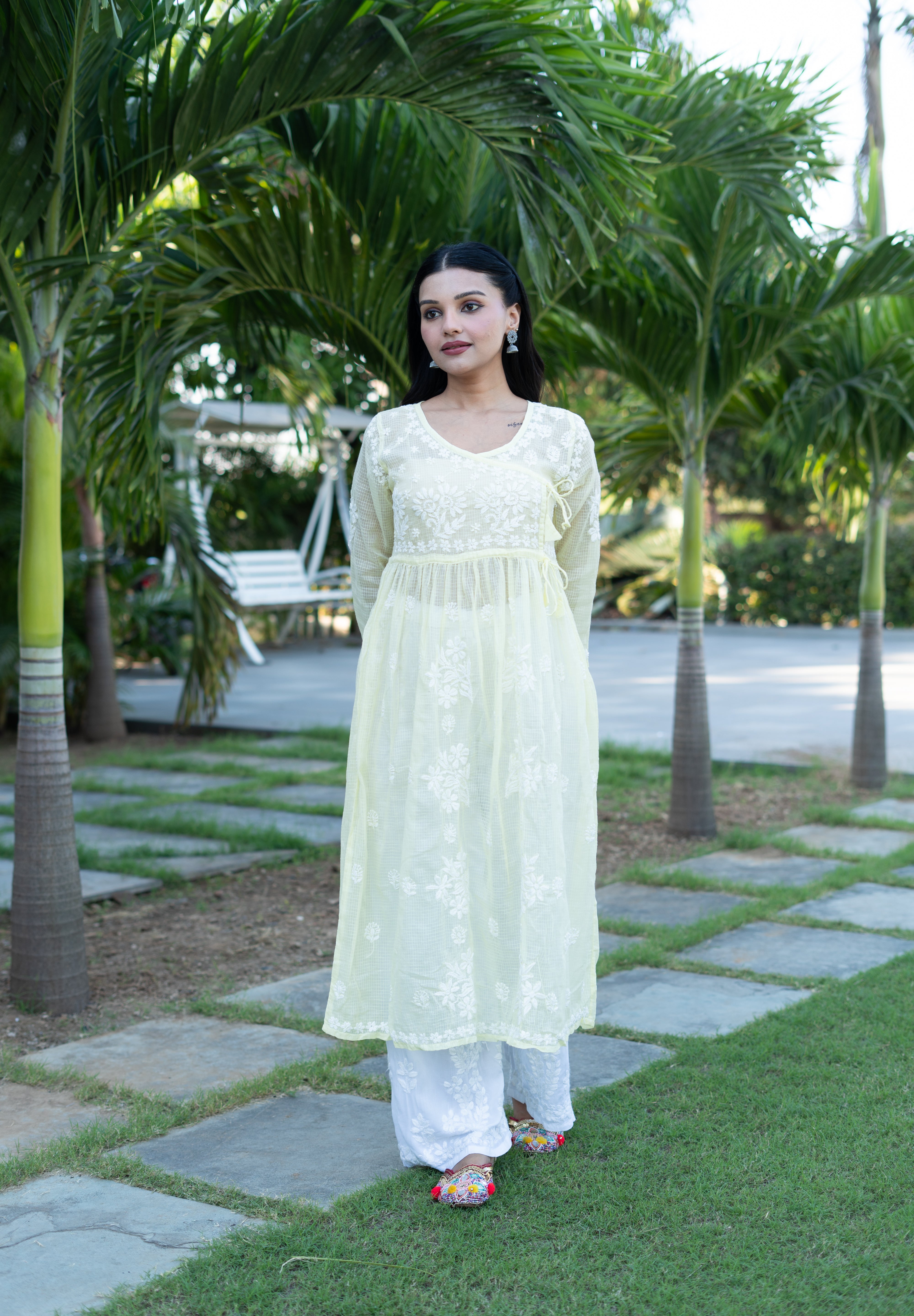 SEHER GOWN IN LEMON YELLOW