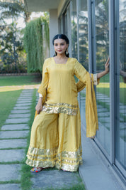 RAATRANI - SET OF THREE IN YELLOW