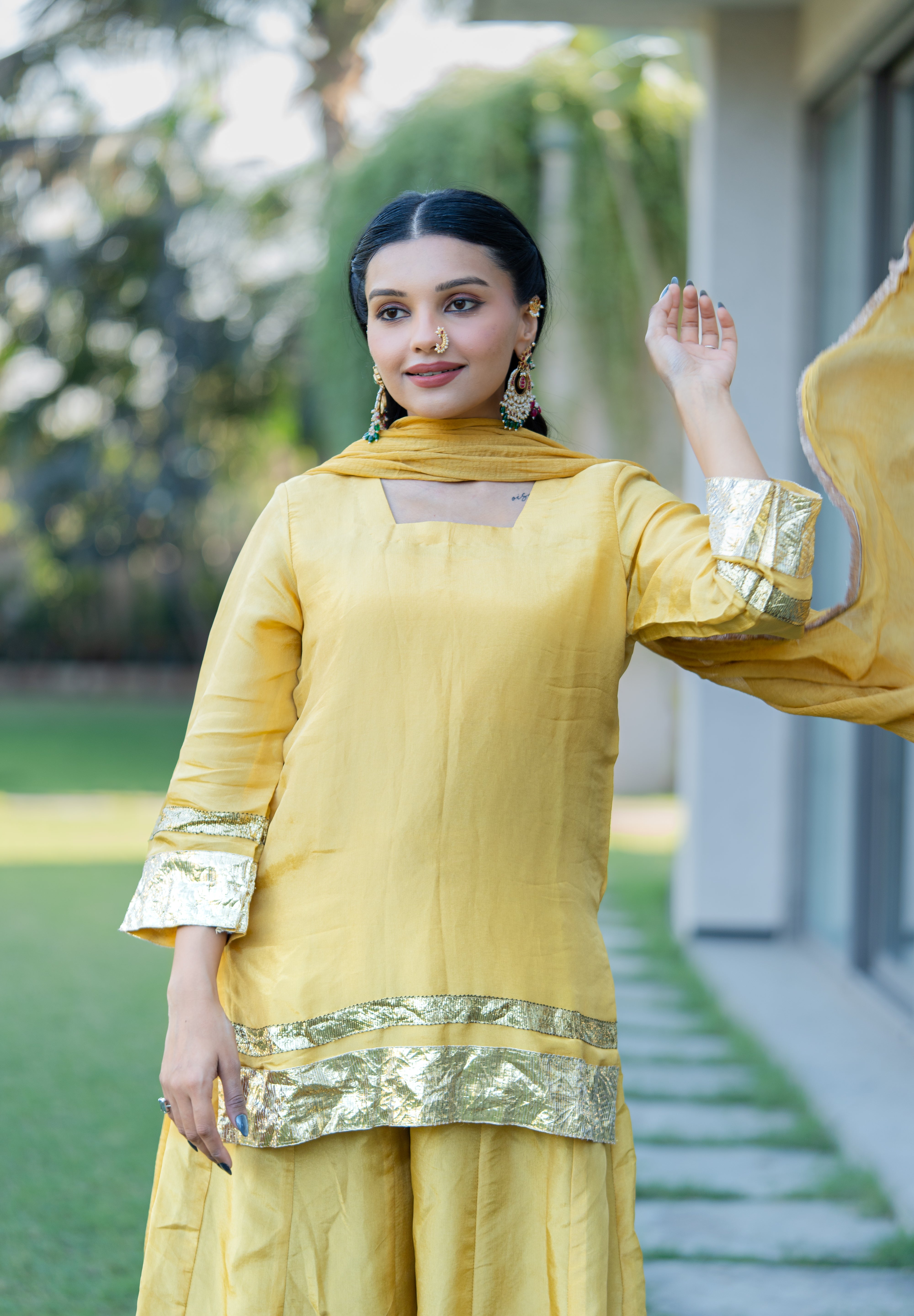 RAATRANI - SET OF THREE IN YELLOW