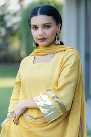 RAATRANI - SET OF THREE IN YELLOW