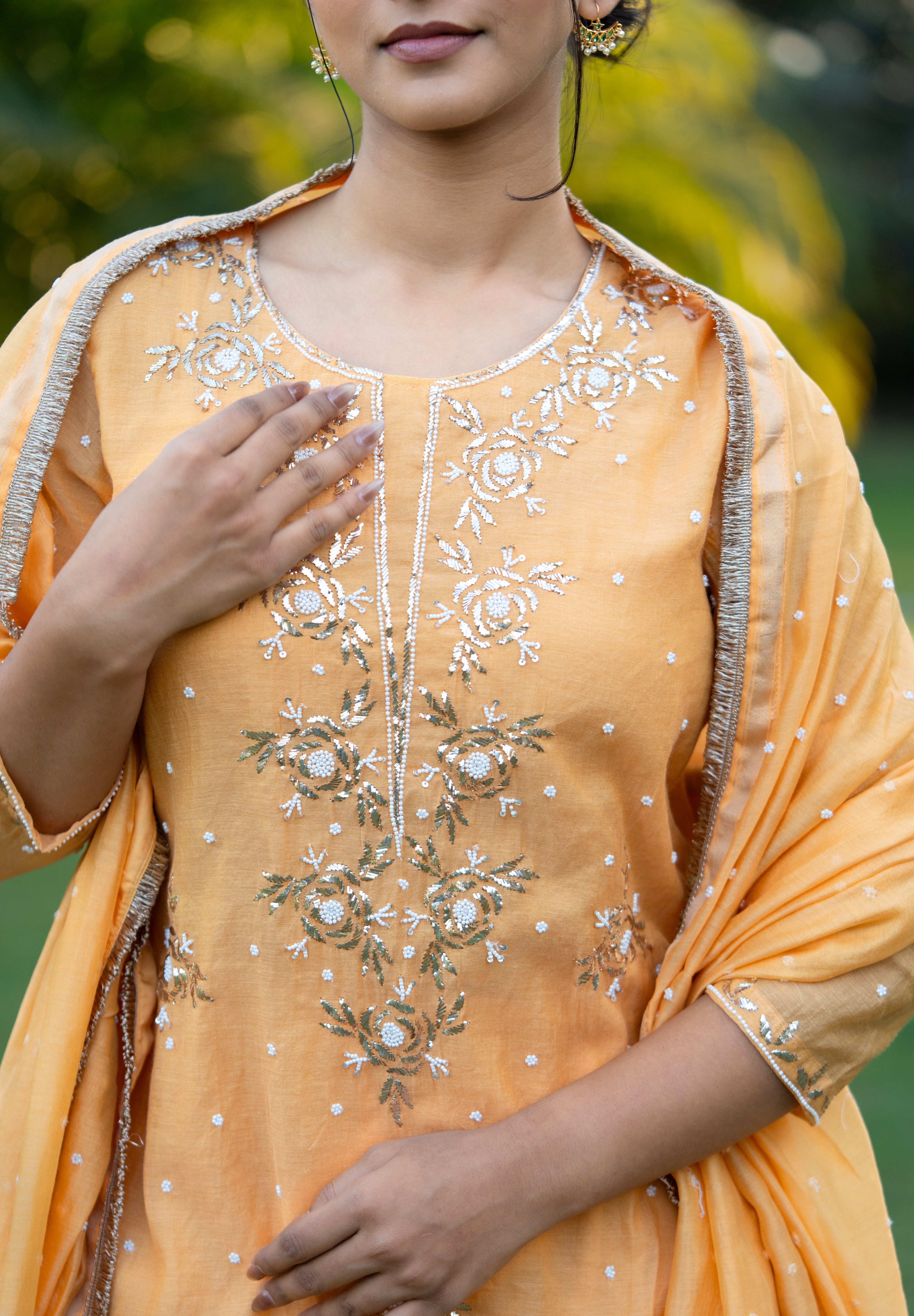 MEERA - MUKAISH SUIT SET IN PEACH