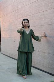 CHANDRIKA- MIRROR WORK TISSUE SET IN EMERALD GREEN