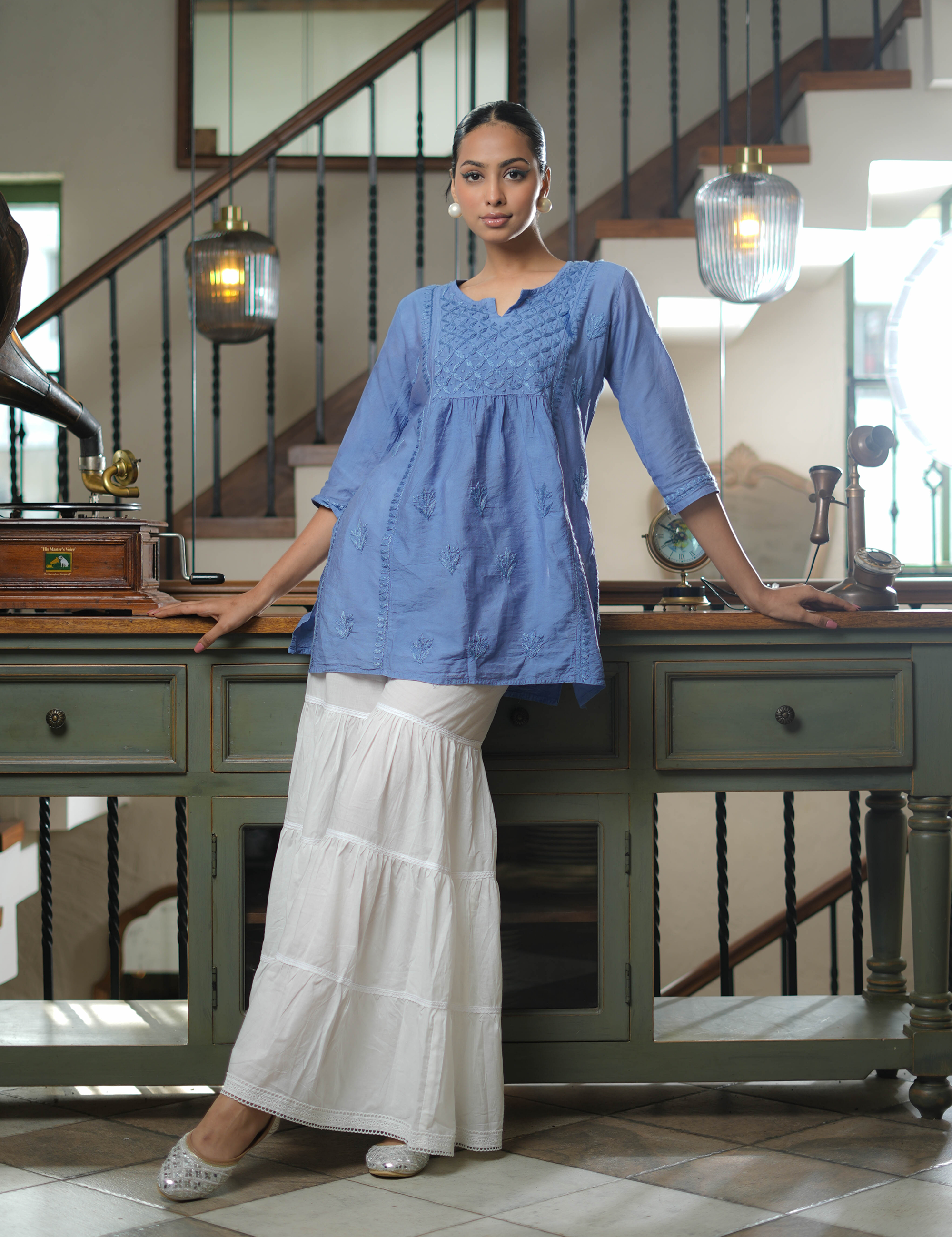 ZaaraKurtiinicebluewithchikankari-01.png