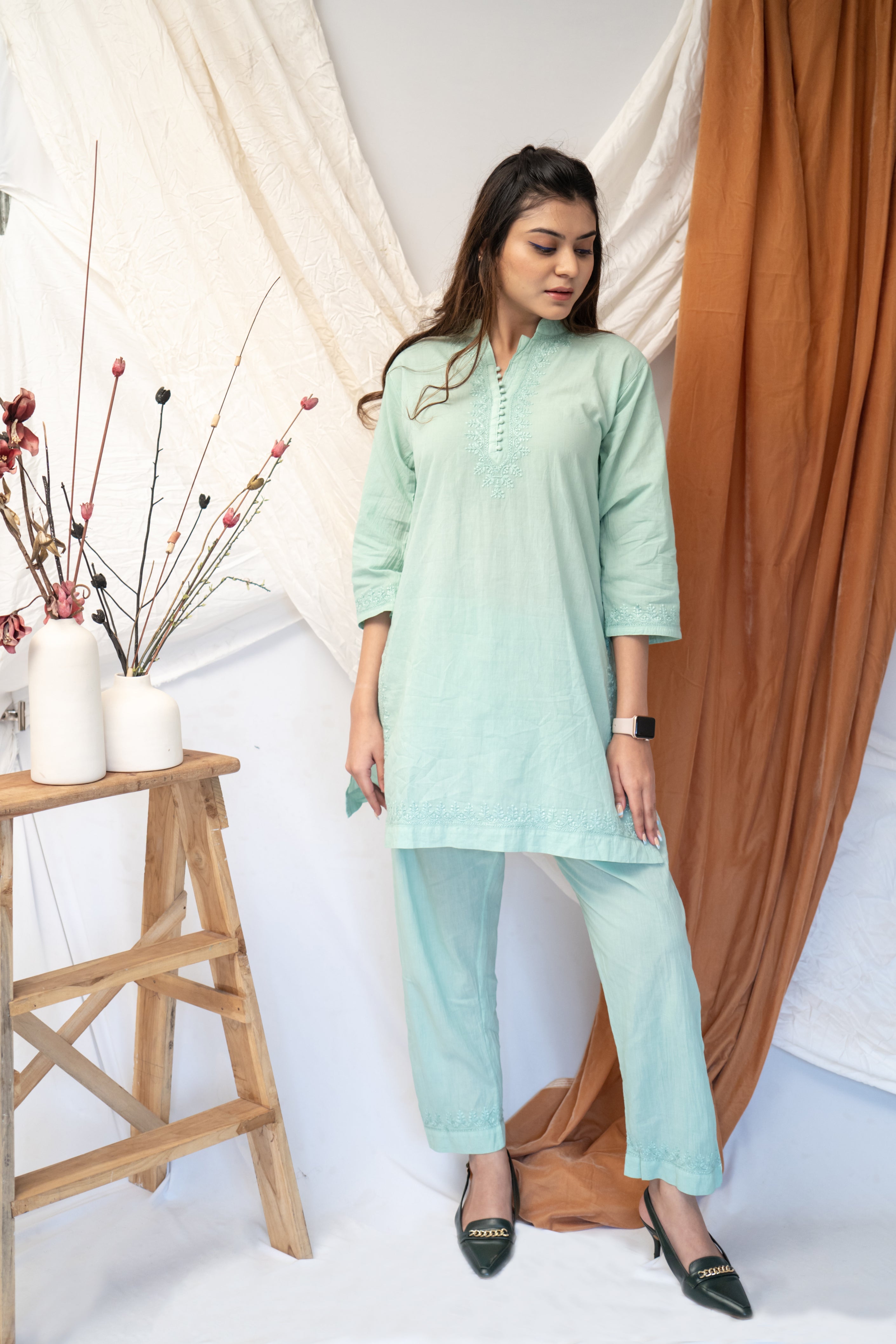 'ALIZEY' CHIKAN CO-ORD SET IN SAGE GREEN