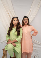Load image into Gallery viewer, &#39;ALIZEY&#39; CHIKAN CO-ORD SET IN PEACH
