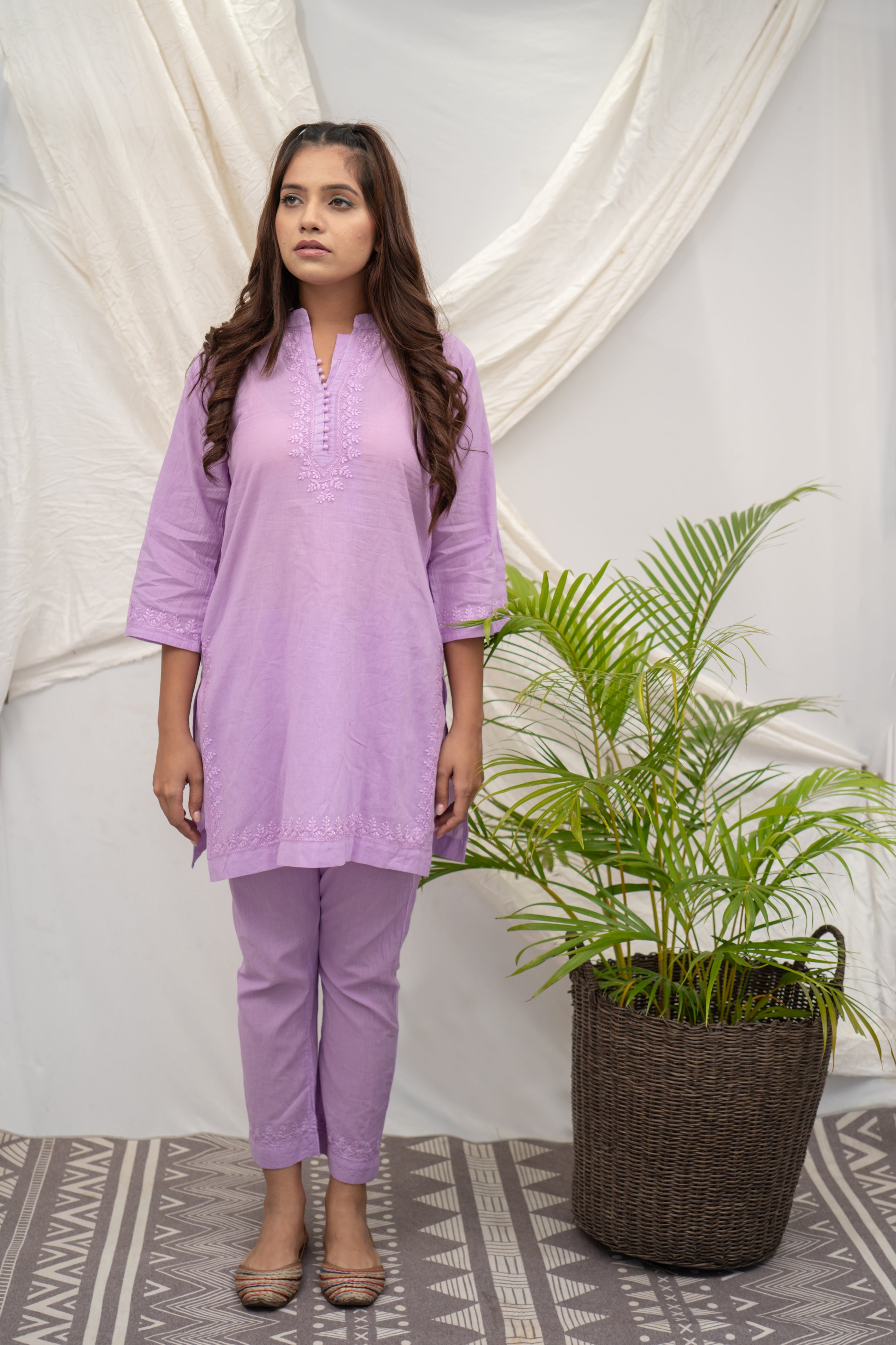 KAJAL AGARWAL IN 'ALIZEY' CHIKAN CO-ORD SET IN LILAC