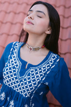 Load image into Gallery viewer, &#39;ZIBA&#39; SHORT CHIKAN KURTI
